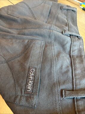 Calvin Klein Ladies Slim Straight Jeans in Charcoal Brown